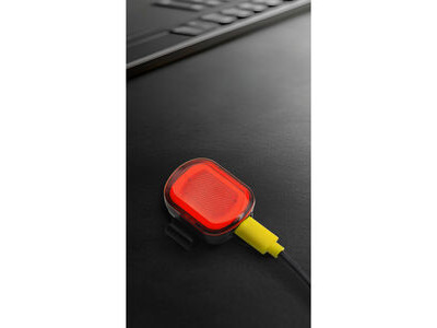 Moon Sport VELA (200lm) & ORION (50lm) click to zoom image