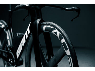 Cadex Aero 4 Spoke 1K Tubeless Disc-Brake DB FW click to zoom image