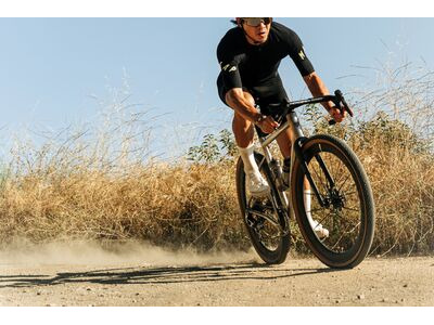 Cadex Max GXR WheelSystem FRONT click to zoom image