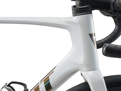 Giant Defy Advanced Pro 1 click to zoom image
