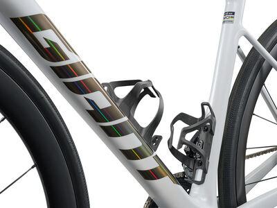 Giant Defy Advanced Pro 1 click to zoom image