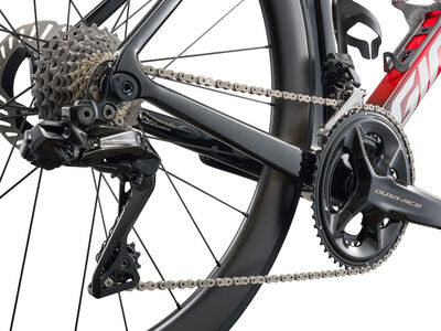 Giant Propel Advanced Pro (Dura-Ace) click to zoom image