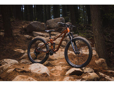 Giant Faith click to zoom image