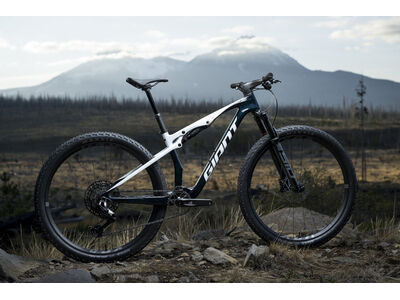 Giant Anthem Advanced SL 2 Mariana Blue click to zoom image