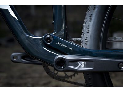 Giant Anthem Advanced SL 2 Mariana Blue click to zoom image