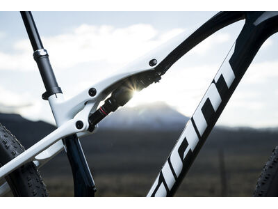 Giant Anthem Advanced SL 2 Mariana Blue click to zoom image