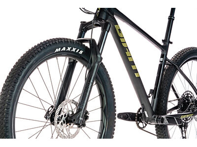 Giant Fathom 1 click to zoom image