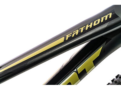 Giant Fathom 1 click to zoom image