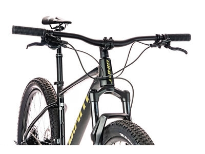 Giant Fathom 1 click to zoom image