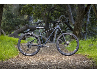 Giant Fathom 1 click to zoom image