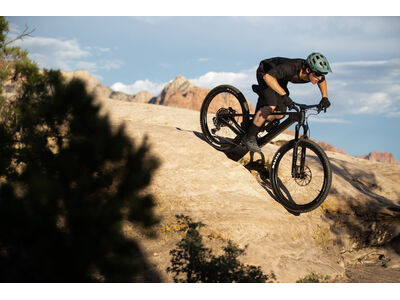 Giant Trance X Advanced E+ Elite 1 click to zoom image