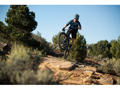 Giant Trance X Advanced E+ Elite 1 click to zoom image