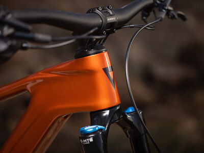 Giant Trance X Advanced E+ Elite 2 click to zoom image