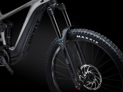 Giant Reign E+ 3 click to zoom image