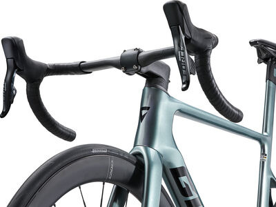 Giant Propel Advanced SL 1 click to zoom image
