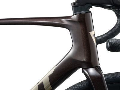Giant Defy Advanced 1 click to zoom image