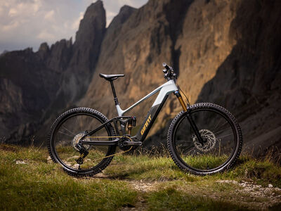 Giant Trance Advanced E+ 0 click to zoom image