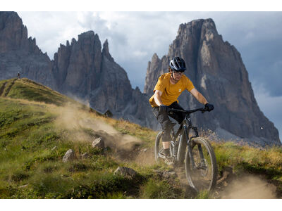 Giant Trance Advanced E+ 1 Carbon / Tactical Grey click to zoom image