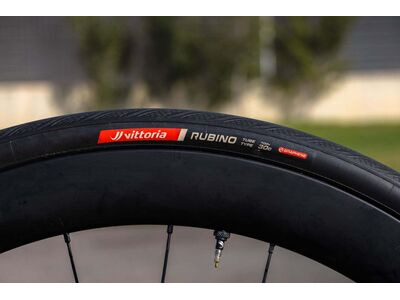 Vittoria Rubino V 700x26c Fold Full Black G2.0 Clincher Tyre click to zoom image