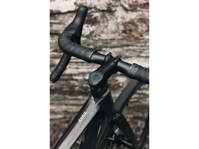 LIV Avail Advanced Pro 0 Carbon click to zoom image