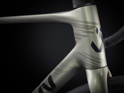 LIV Langma Advanced Pro Disc 1 Pro Compact Golden Haze click to zoom image