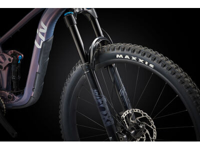 LIV Intrigue X 2 click to zoom image