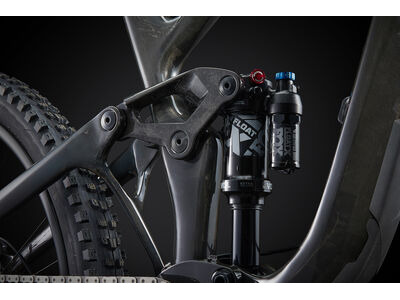 LIV Intrigue X Advanced 1 click to zoom image